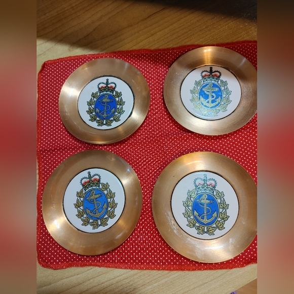 Set of 4 Royal Canadian Navy Copper Coasters 1950s - Picture 3 of 7